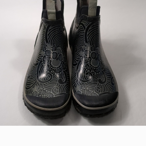 BOGS Women's Rain Boot Size 6 - Picture 6 of 9